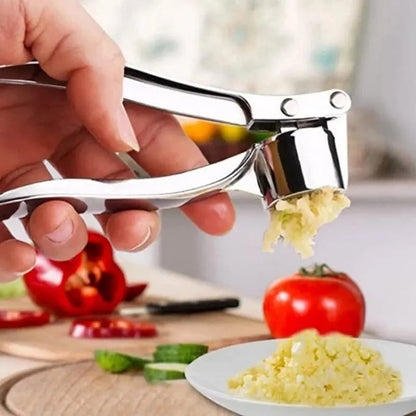 Heavy-Duty Zinc Alloy Garlic Press — Ergonomic Garlic Crusher & Mincer with Stainless Steel Blade